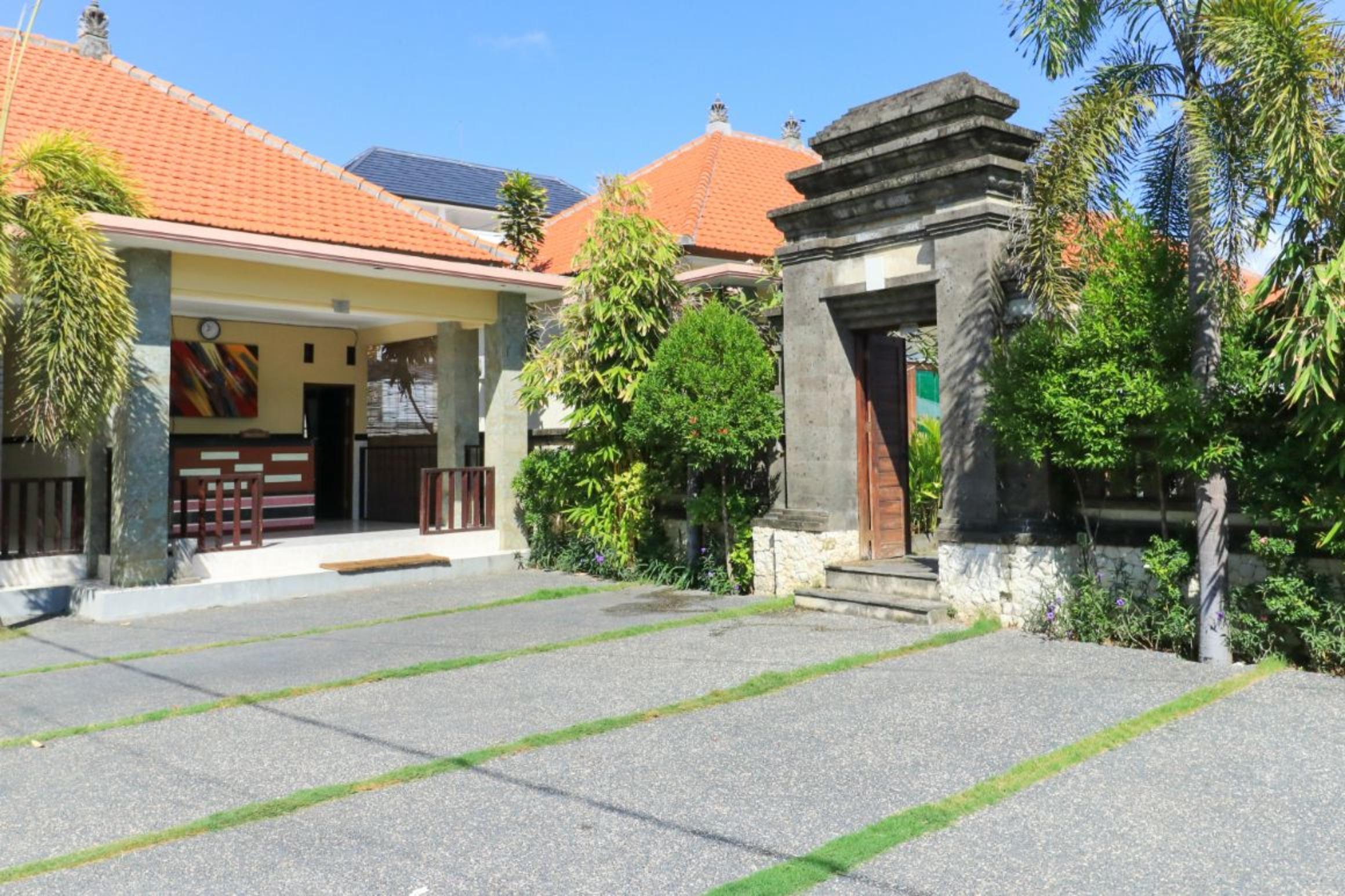 Taman Damai Bungalow Tanjung Benoa  Exterior photo